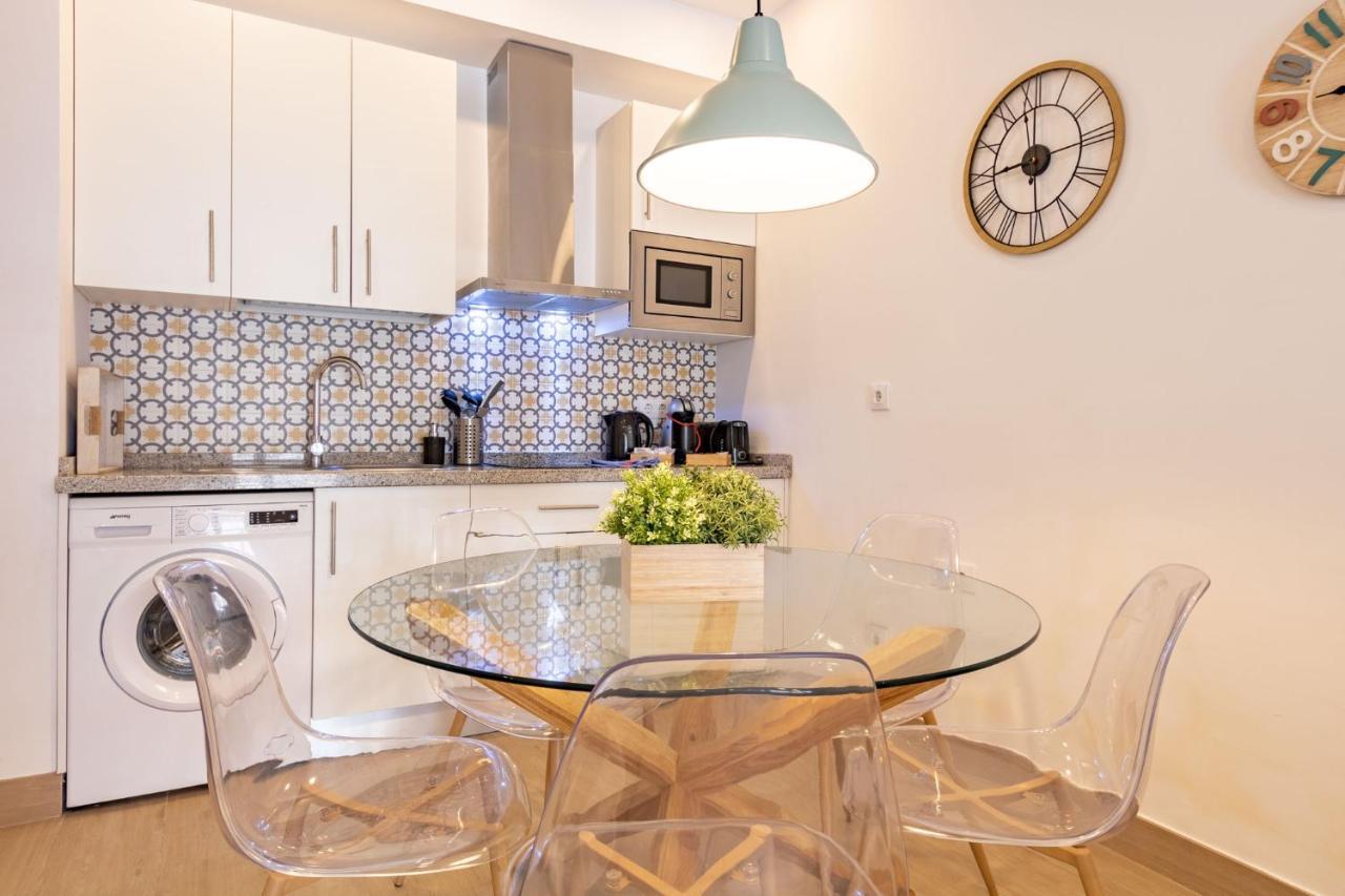 Apartamento Nine O'Clock Metrosol by Valcambre Sevilla Exterior foto