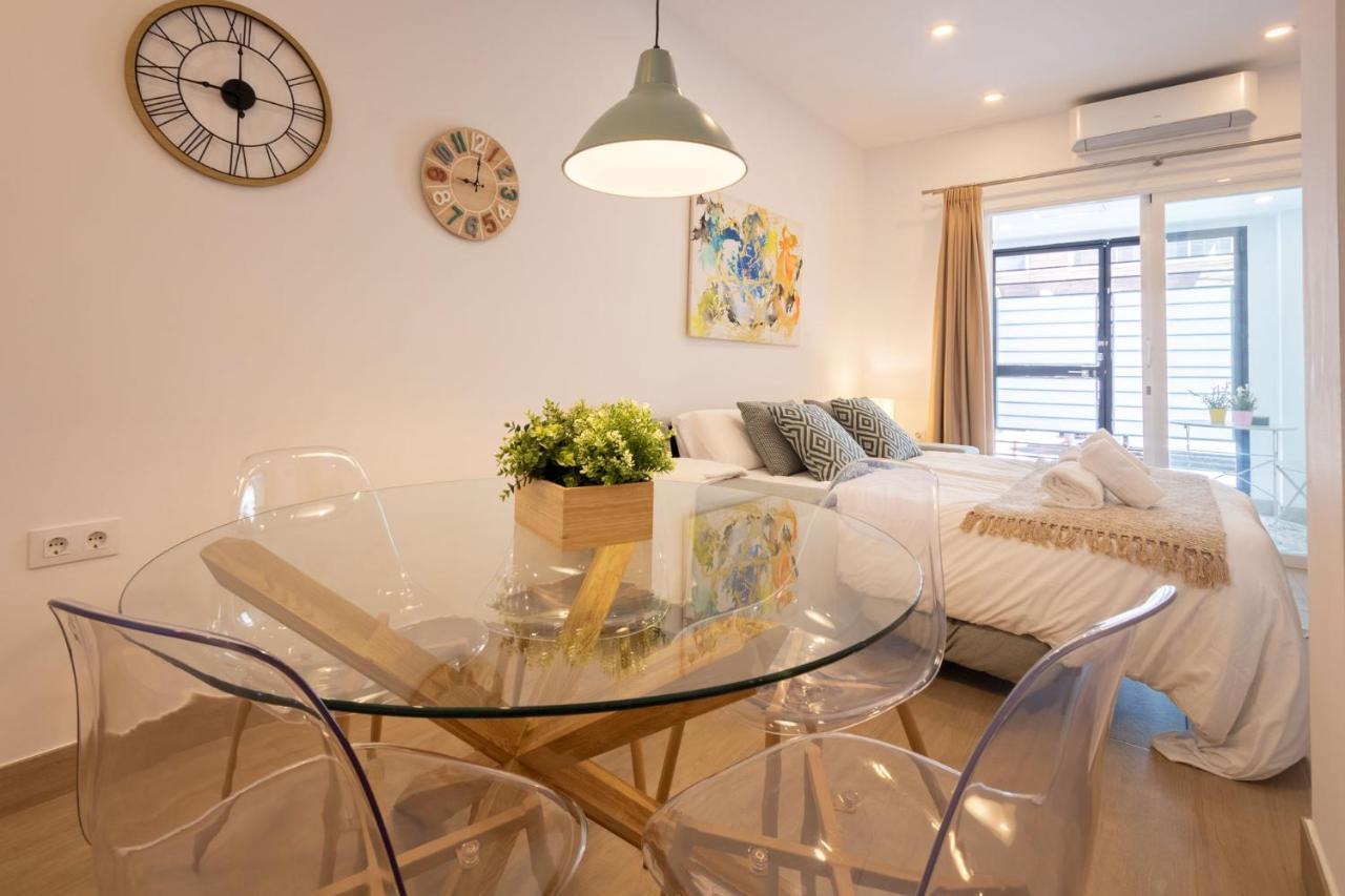 Apartamento Nine O'Clock Metrosol by Valcambre Sevilla Exterior foto