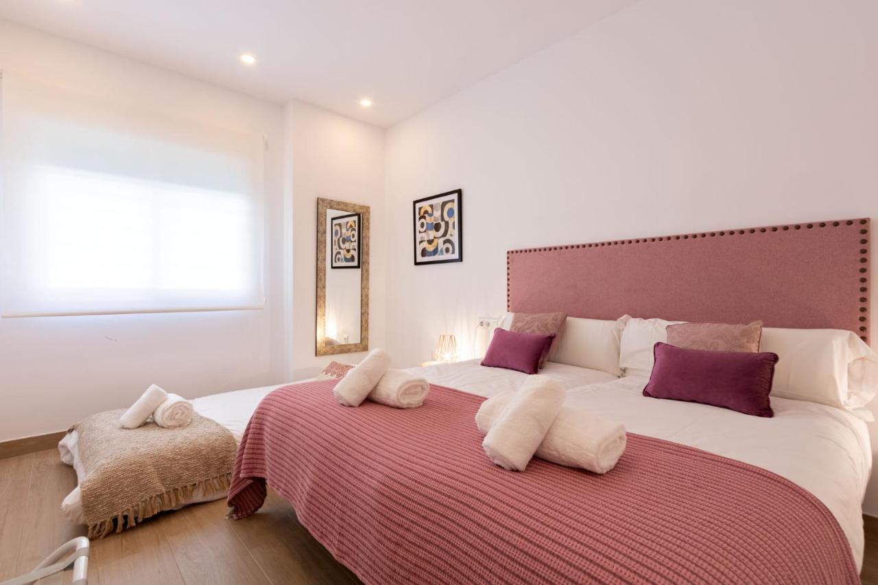 Apartamento Nine O'Clock Metrosol by Valcambre Sevilla Exterior foto