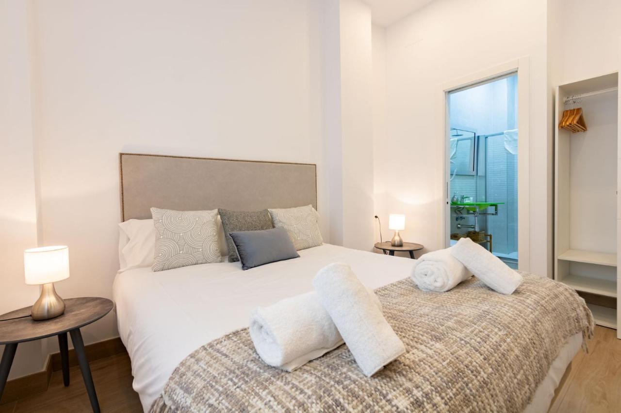 Apartamento Nine O'Clock Metrosol by Valcambre Sevilla Exterior foto
