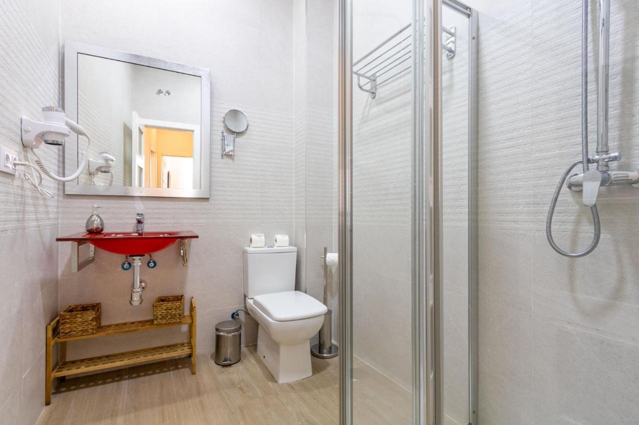 Apartamento Nine O'Clock Metrosol by Valcambre Sevilla Exterior foto