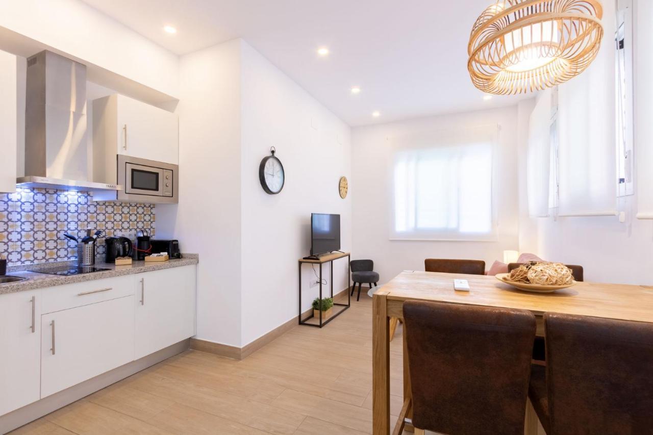 Apartamento Nine O'Clock Metrosol by Valcambre Sevilla Exterior foto
