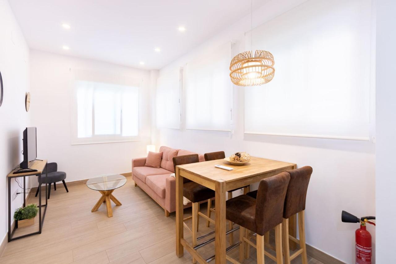 Apartamento Nine O'Clock Metrosol by Valcambre Sevilla Exterior foto